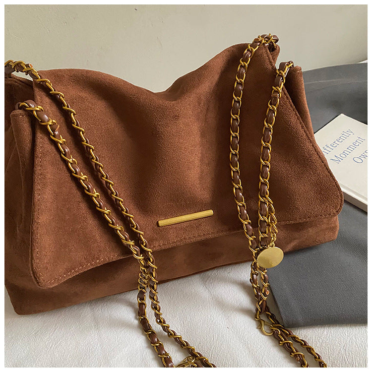 Sac Bandoulière Suédine Chaîne Tressée - Nay Shop (4 coloris)